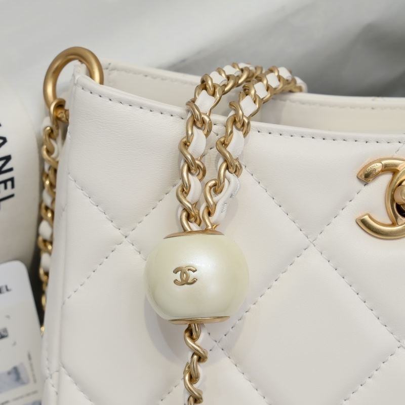 Ch**el hobo bags